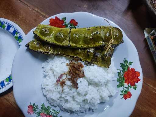 Nasi Goreng Daun Pisang Bang Roni 5