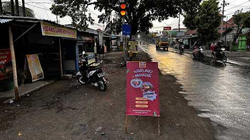 Nasi Uduk Jakarta Mamine 1