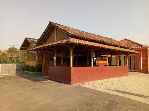 Saung Azzahra 9