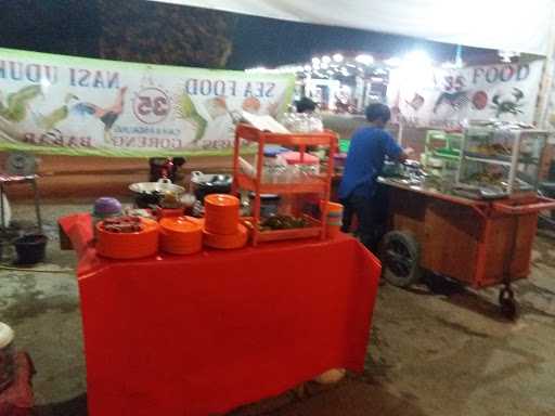 Sea Food & Nasi Uduk 35 4