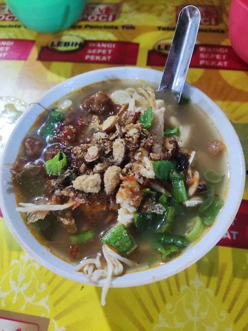 Soto Sedap Malam Bersaudara 4