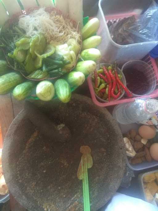 Warung Gado Gado Mba Atun 1