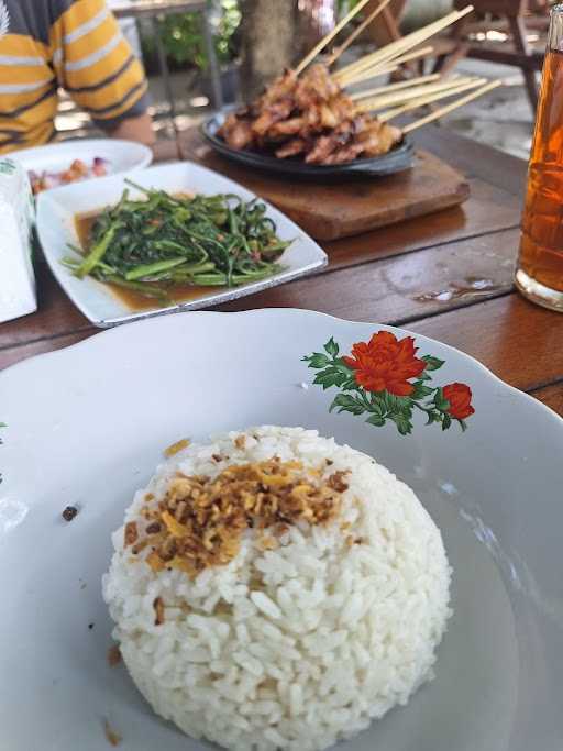 Warung Sate Kambing Muda Cempaka 5