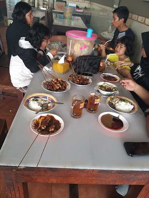 Warung Sate Pak Dul Putra Adiwerna 7