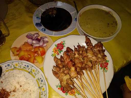 Warung Sate Pak Glompong 1