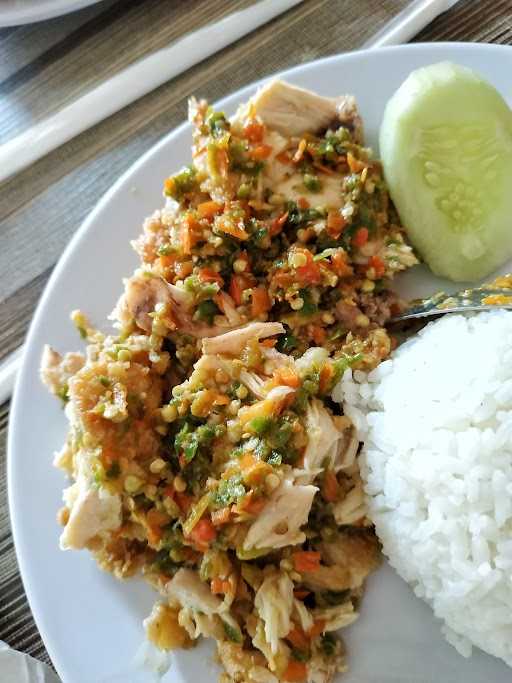 Rocket Chicken Ajibarang 3