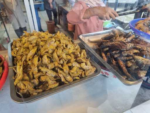 Rumah Makan Ayam Goreng Lumbir 10