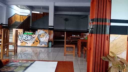 Sari Tirta Resto 8