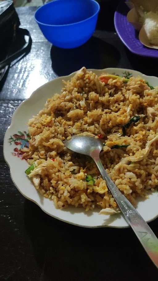 Warung Nasgor Ojo Lali 4