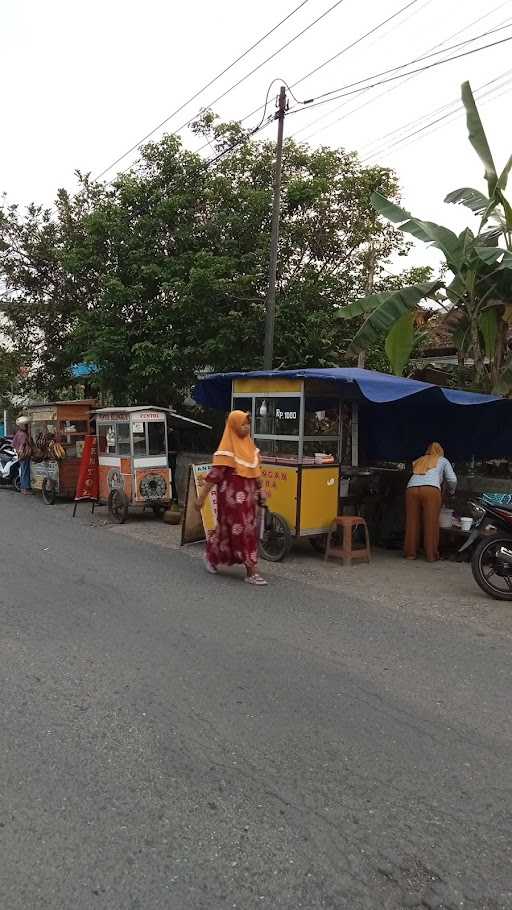 Aneka Gorengan Ibu Nur 4