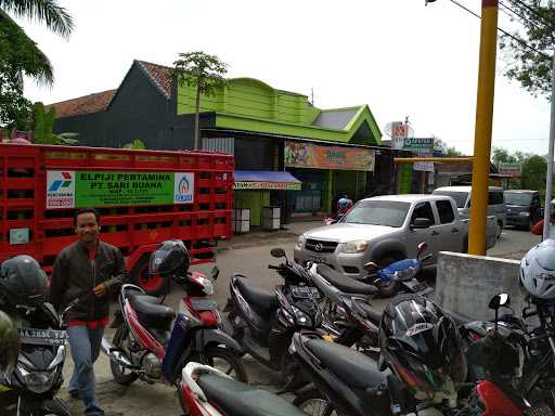 Bakso & Mie Ayam Putri Urip Sruni 4