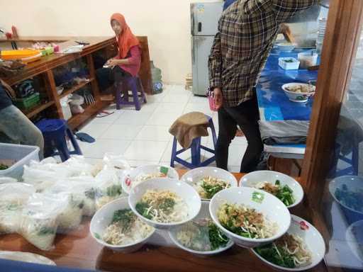 Bakso Tornado Surotrunan 10