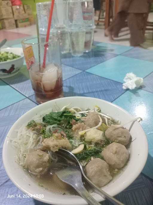 Bakso Tornado Surotrunan 5