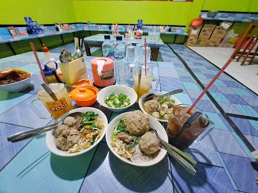 Bakso Tornado Surotrunan 7