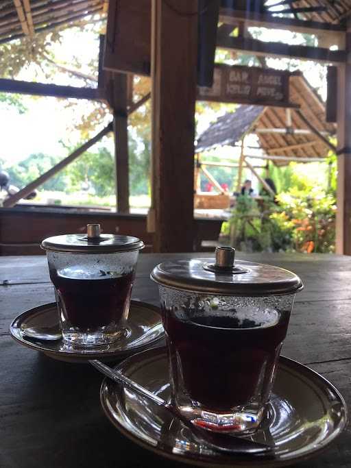 J Coffee Petangkuran 5