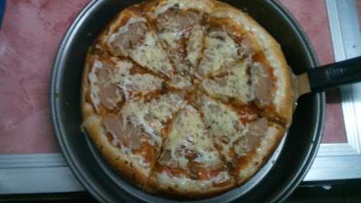 Dapur Pizza 1