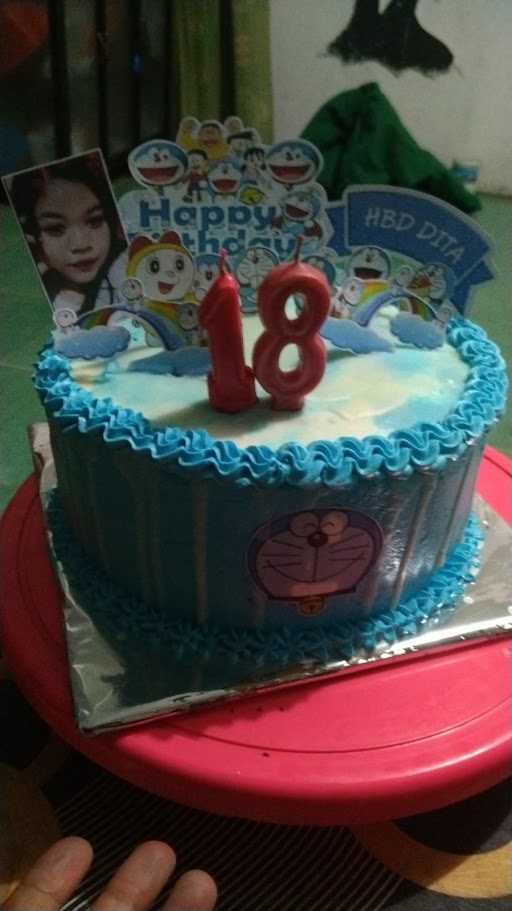 Zee'S Cake 8