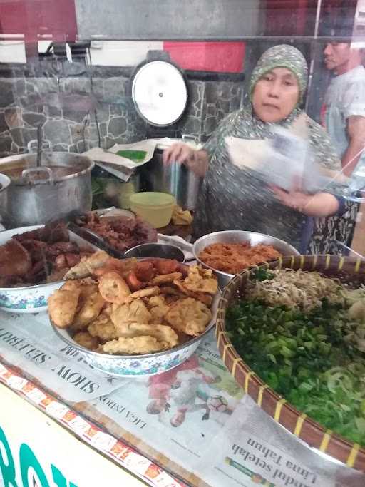 Warung Makan Nasi Tumpang Mbok Nah 10