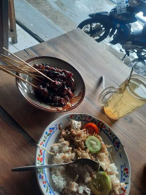 Warung Sate Kambing Muda Pak Radi 8