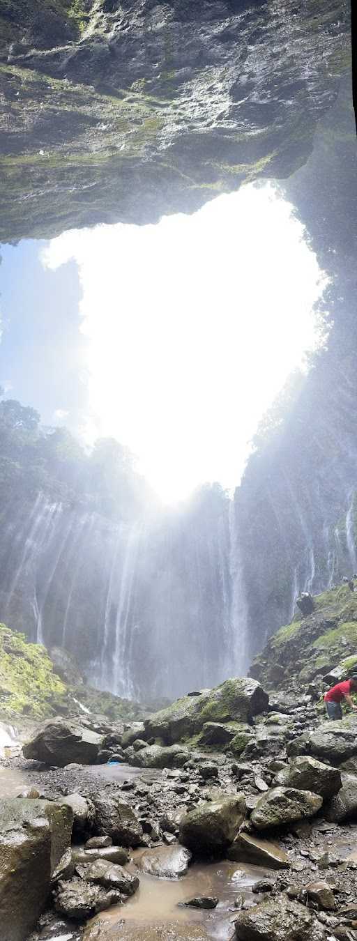 Warung Pojok Panorama Tumpak Sewu 5