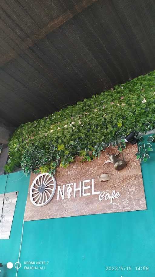 Cafe Onthell Ampelgading 8