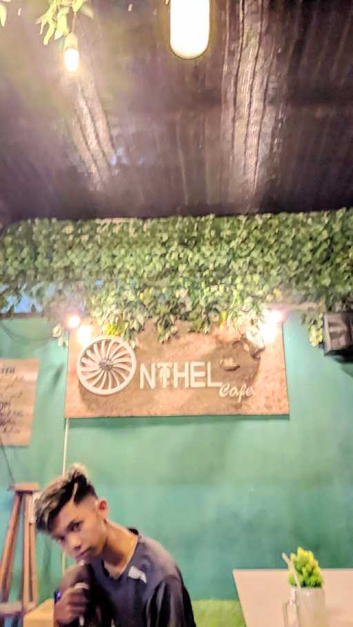 Cafe Onthell Ampelgading 7