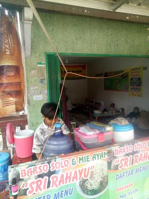 Kedai Bakso Sri Rahayu 9