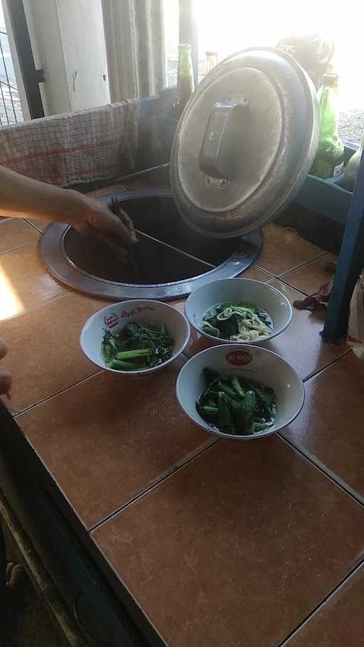 Mie Ayam & Bakso Om Takin 2