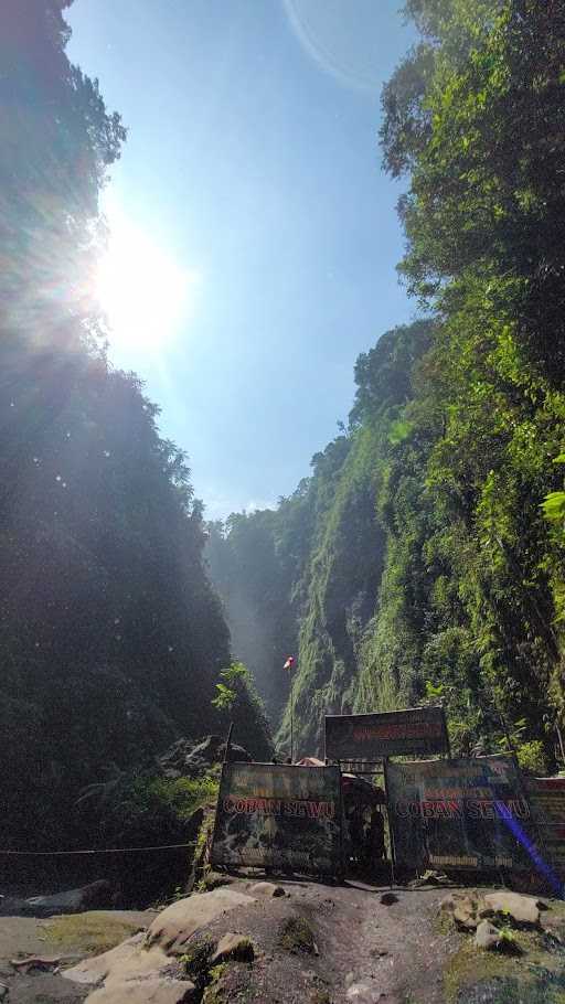 Warung Kopi Dasar Tumpak Sewu 10