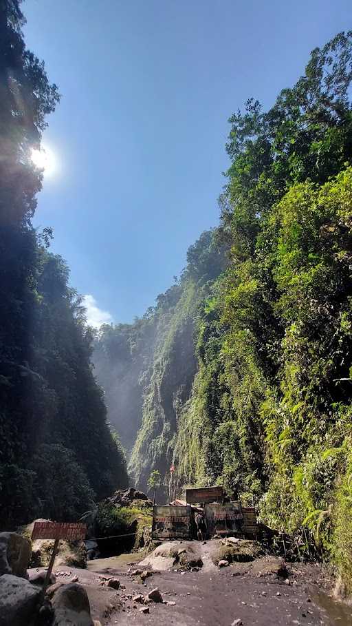 Warung Kopi Dasar Tumpak Sewu 6