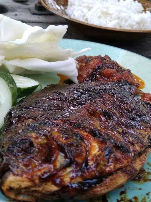 Warung Nasi Mbak Intan 8