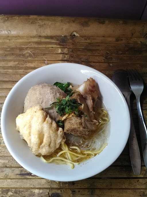 Mie Bakso Tulang Sumsum Om Maco (Kuah Lahar). 3