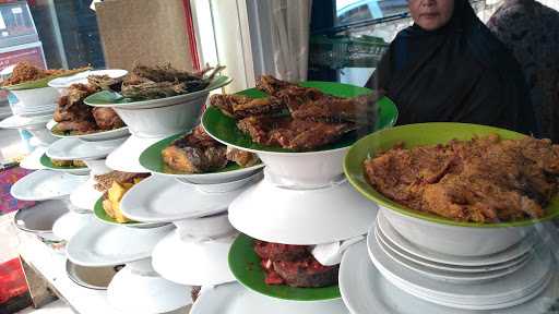 Nasi Kapau 1