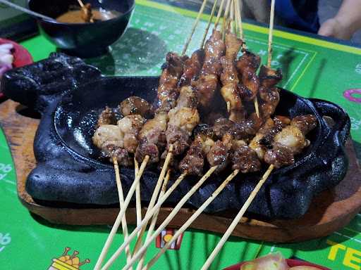 Waroeng Sate Kardjan 7