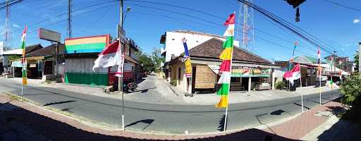 Warung MorodadiMie Ayam & Bakso 2