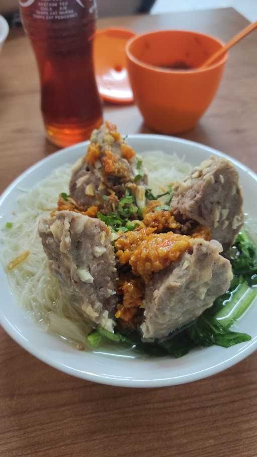 Baso Urat Saturnus Antapani 5