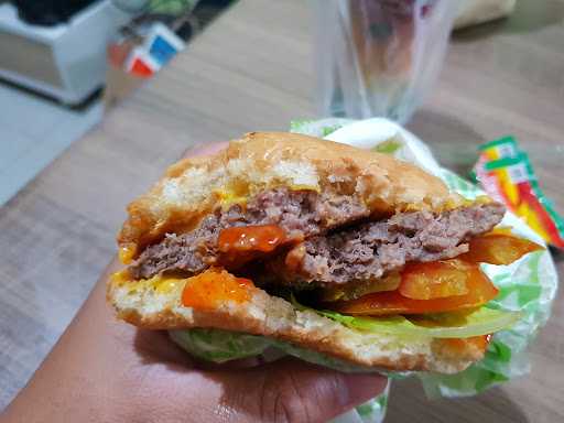 Burger Bangor Antapani 3