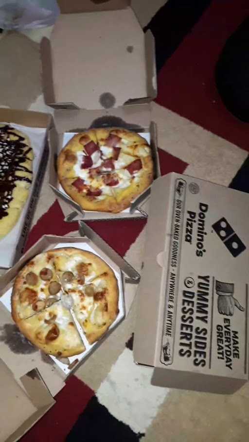 Domino'S Pizza 3