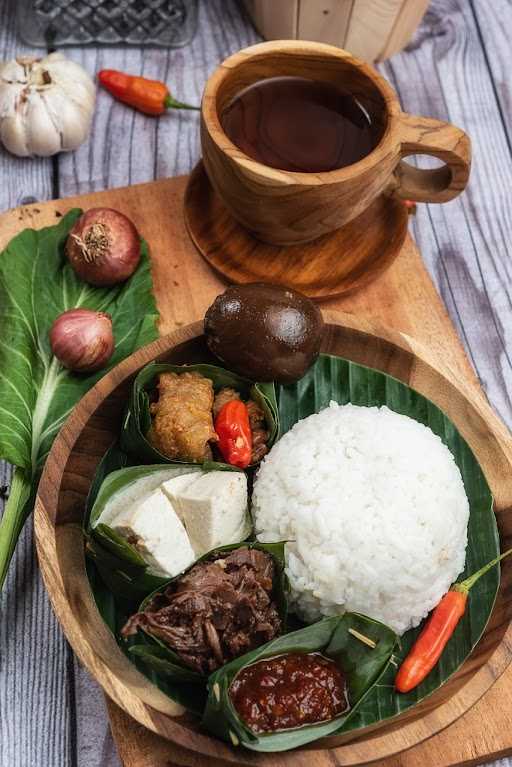 Gudeg Pakde 1