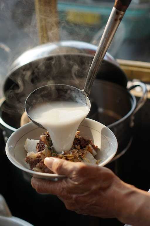 Kupat Tahu Pasrasa / Soto Tasik 1