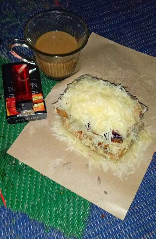 Martabak & Roti Bakar Kawani, Bunisari 3