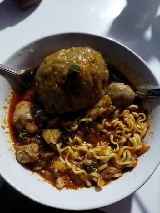 Mie Baso & Baso Mercon Koki Papi 1