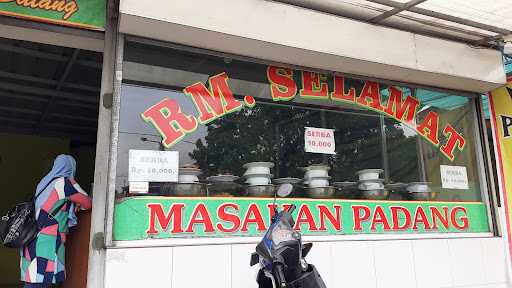 Rumah Makan Padang Selamat 7