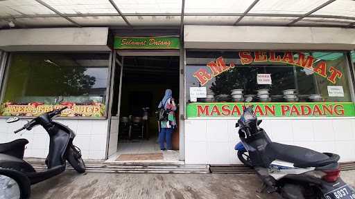 Rumah Makan Padang Selamat 10