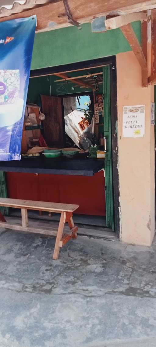 Warung Pecel & Karedok Umi 5