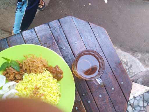 Nasi Uduk Dapur Ngebul 9