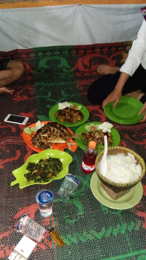 Saung Makan Aya 6