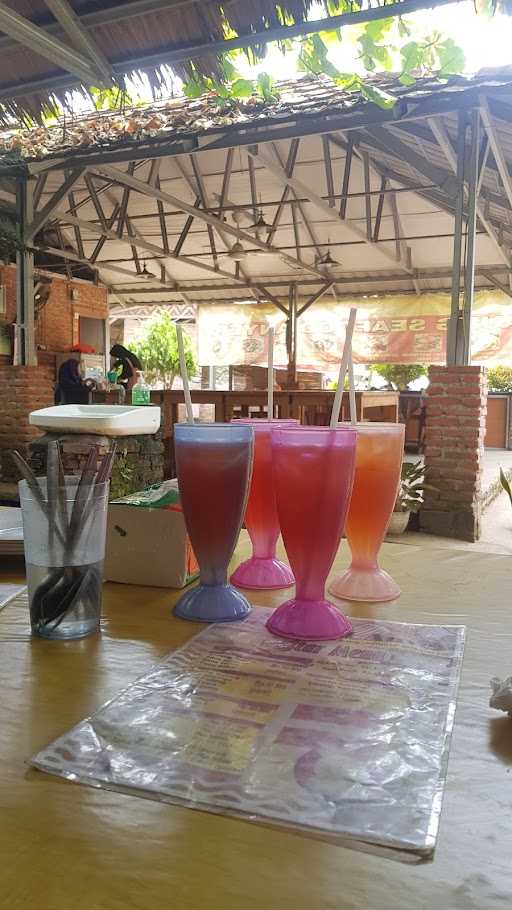 Saung Seafood Anyer 6