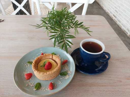 Tanasurga Restaurant, Cafe And Organic Store 6