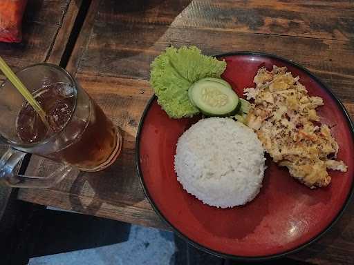 Ayam Penyet Sambel-Sambelan 5